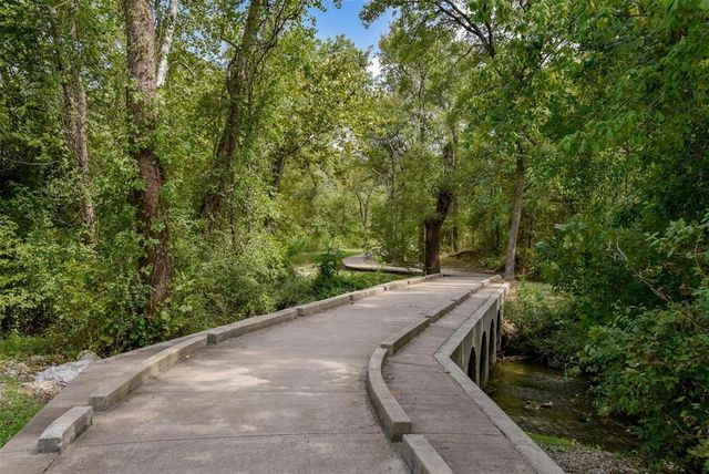 1101 Feather Reed DR, Leander, TX 78641