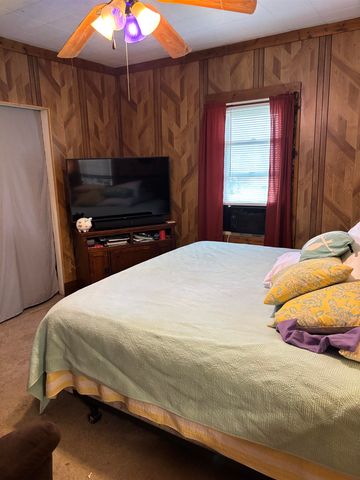 721 N Star St, El Dorado, KS 67042