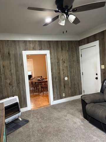721 N Star St, El Dorado, KS 67042