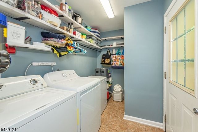 123 Idalroy Trl, Hopatcong Boro, NJ 07843