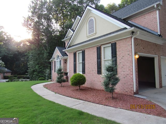 115 Sutton Court, Tyrone, GA 30290