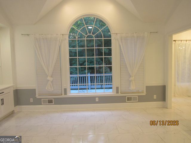 115 Sutton Court, Tyrone, GA 30290