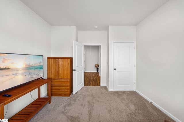 16 Oak Edge Lane, Greer, SC 29651