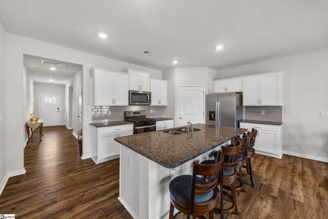 16 Oak Edge Lane, Greer, SC 29651