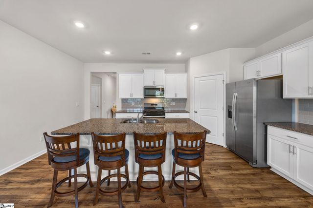16 Oak Edge Lane, Greer, SC 29651