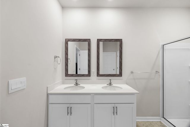 16 Oak Edge Lane, Greer, SC 29651