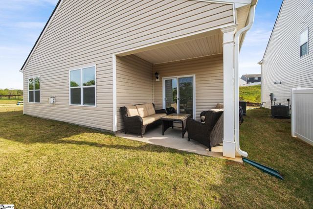 16 Oak Edge Lane, Greer, SC 29651