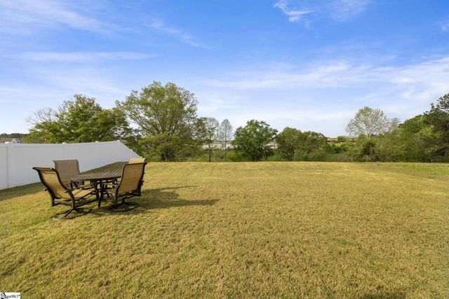 16 Oak Edge Lane, Greer, SC 29651