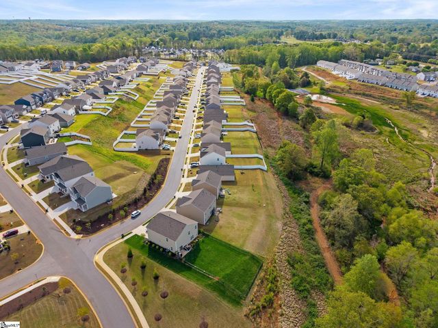 16 Oak Edge Lane, Greer, SC 29651