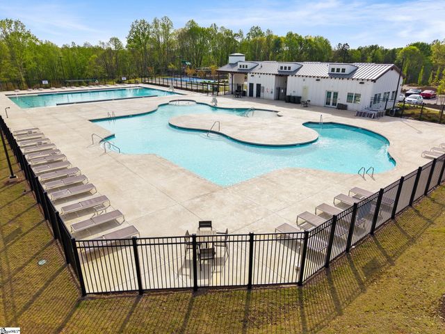 16 Oak Edge Lane, Greer, SC 29651