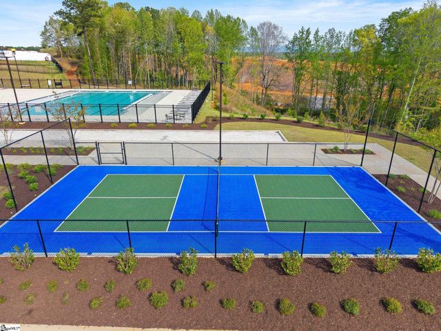 16 Oak Edge Lane, Greer, SC 29651