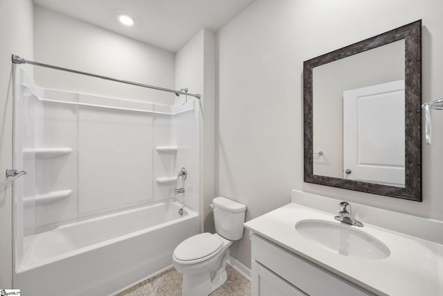 16 Oak Edge Lane, Greer, SC 29651