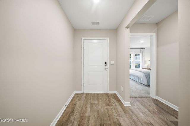 8327 E Highcroft Drive NE, Leland, NC 28451