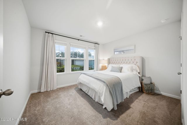 8327 E Highcroft Drive NE, Leland, NC 28451