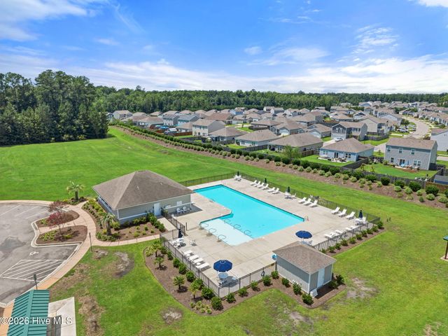 8327 E Highcroft Drive NE, Leland, NC 28451
