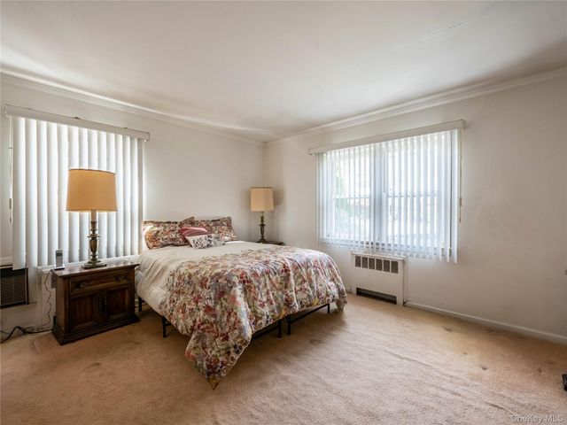 556 Jackson Street, Baldwin, NY 11510