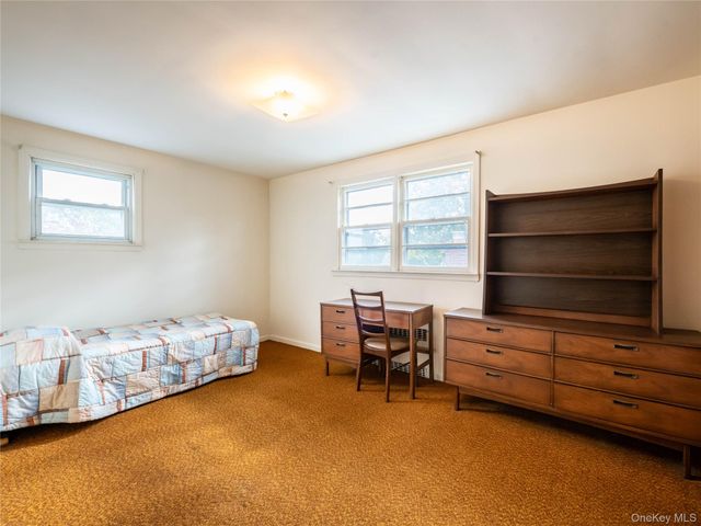 556 Jackson Street, Baldwin, NY 11510