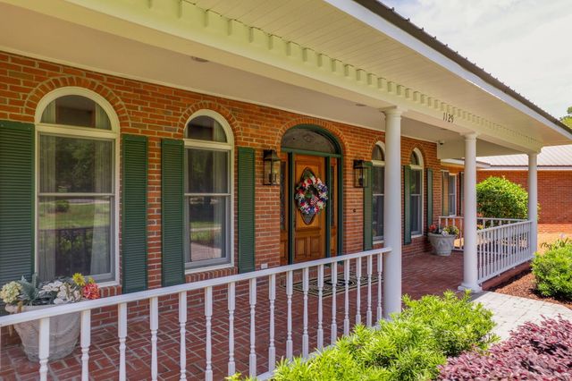 1129 Forest Road, Niceville, FL 32578