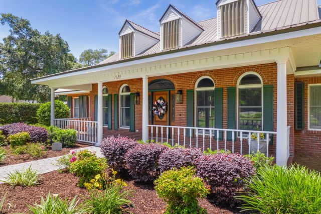 1129 Forest Road, Niceville, FL 32578