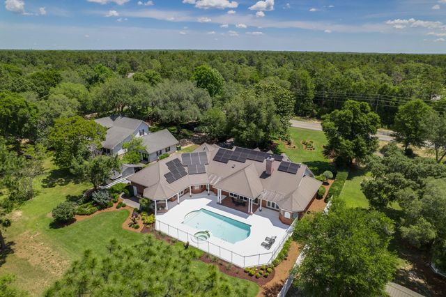 1129 Forest Road, Niceville, FL 32578