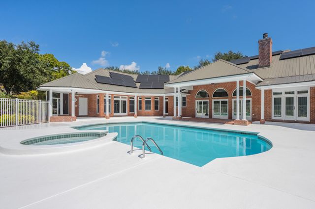 1129 Forest Road, Niceville, FL 32578