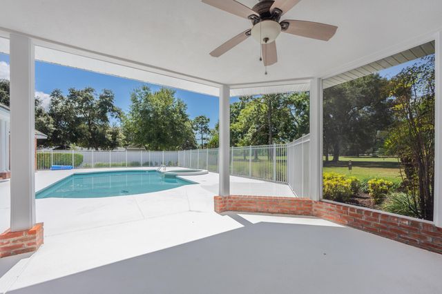 1129 Forest Road, Niceville, FL 32578