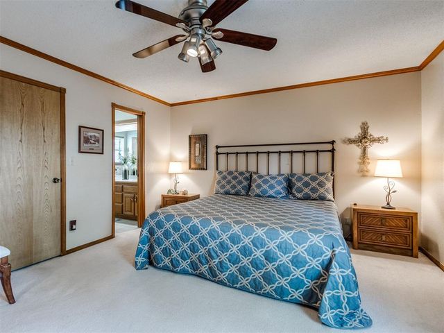 12200 Royal Coach Drive, Yukon, OK 73099