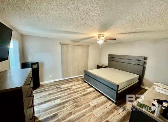 806 Lakeview Drive, Bay Minette, AL 36507