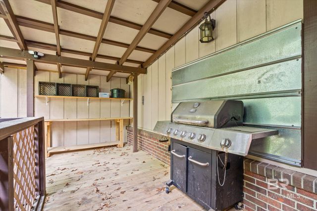806 Lakeview Drive, Bay Minette, AL 36507