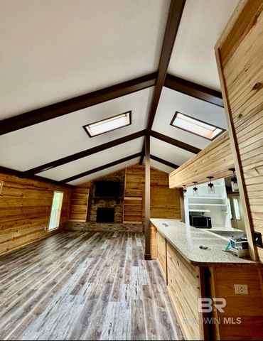 806 Lakeview Drive, Bay Minette, AL 36507