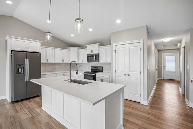 1712 NW Sunset Lane, Grimes, IA 50111