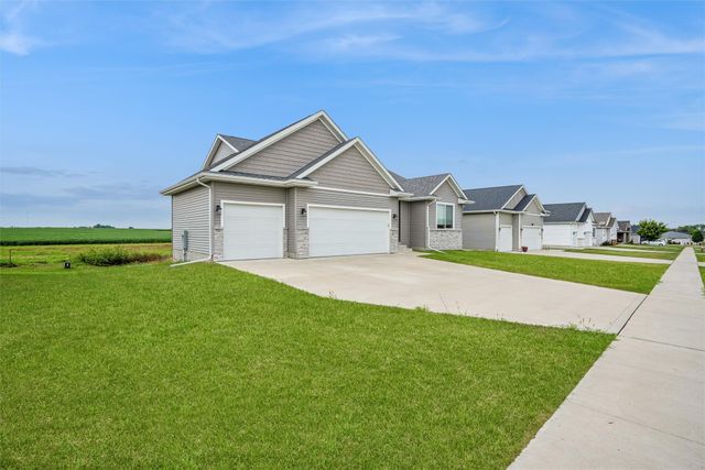 1712 NW Sunset Lane, Grimes, IA 50111