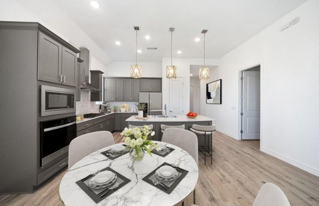 13714 Ballast Green Drive, Texas City, TX 77568