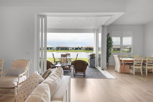 8472 SW CANTANTE WAY, Port St Lucie, FL 34987