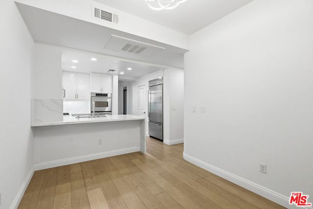 5625 Crescent Parkway 301, Playa Vista, CA 90094