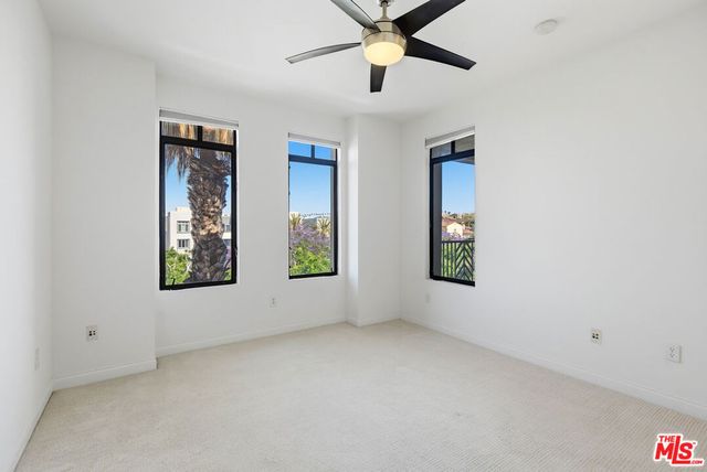 5625 Crescent Parkway 301, Playa Vista, CA 90094