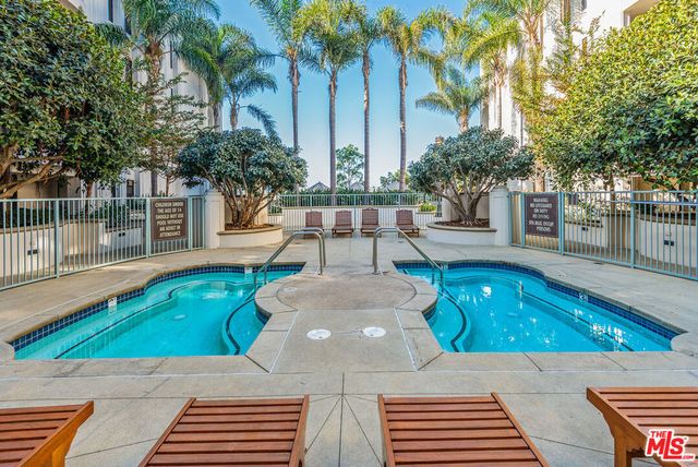 5625 Crescent Parkway 301, Playa Vista, CA 90094