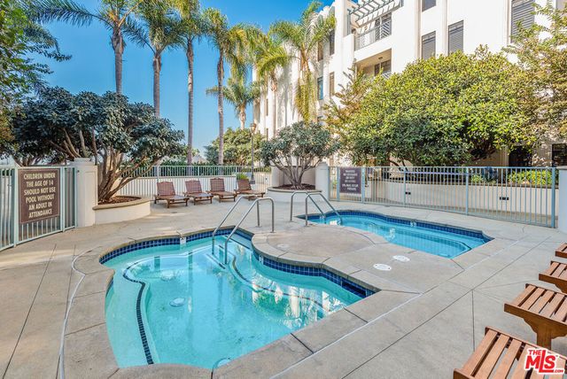 5625 Crescent Parkway 301, Playa Vista, CA 90094