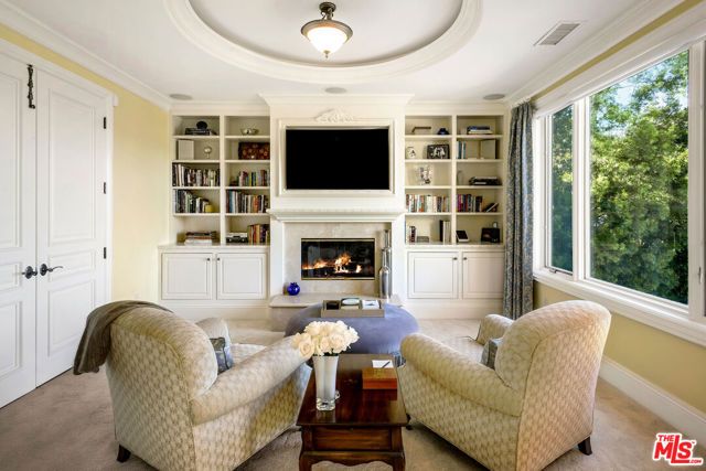 13955 Durham Road, Beverly Hills, CA 90210