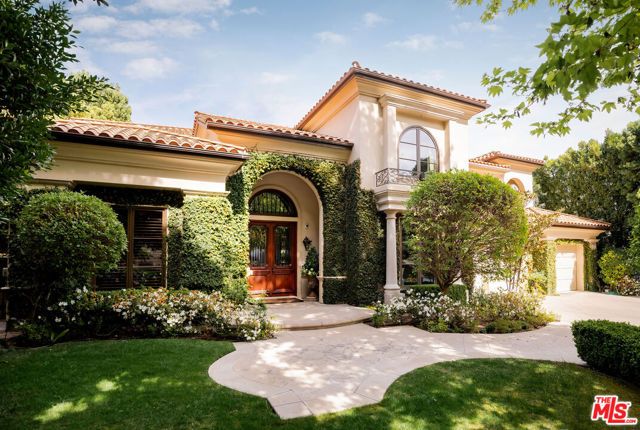 13955 Durham Road, Beverly Hills, CA 90210