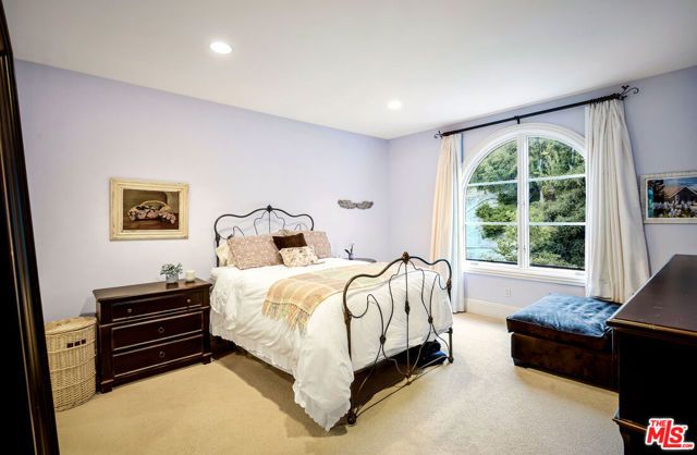 13955 Durham Road, Beverly Hills, CA 90210