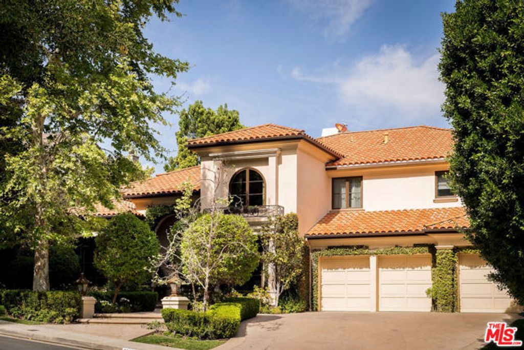 13955 Durham Road, Beverly Hills, CA 90210