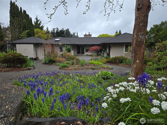 18427 91st Place W, Edmonds, WA 98026