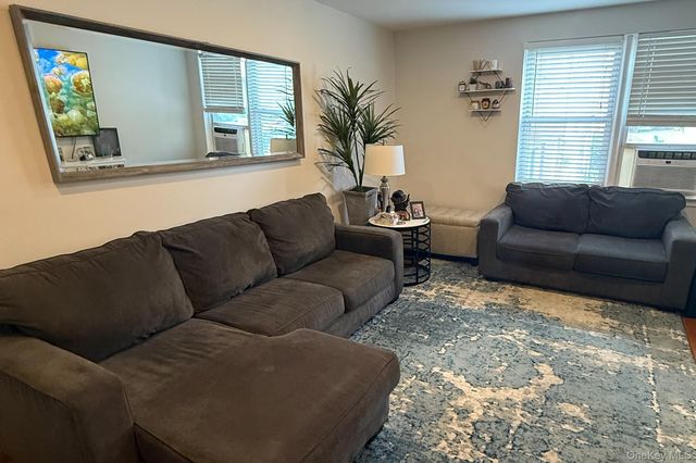 95 N Broadway D1-5, White Plains, NY 10603