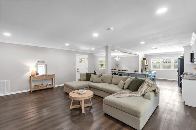 11304 LEPRECHAUN DRIVE, Riverview, FL 33569