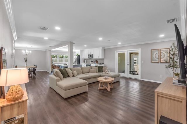 11304 LEPRECHAUN DRIVE, Riverview, FL 33569