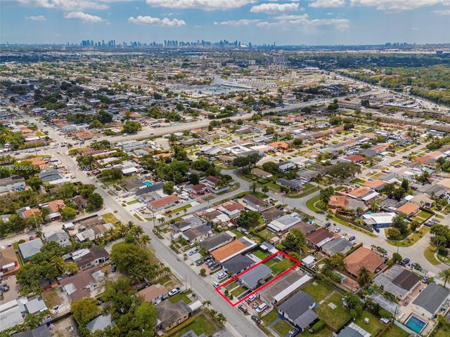 534 W 16th St, Hialeah, FL 33010