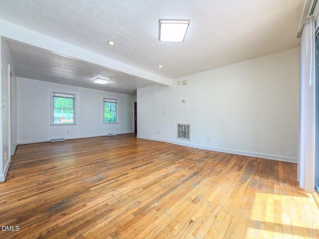933 Greenwood Circle, Cary, NC 27511