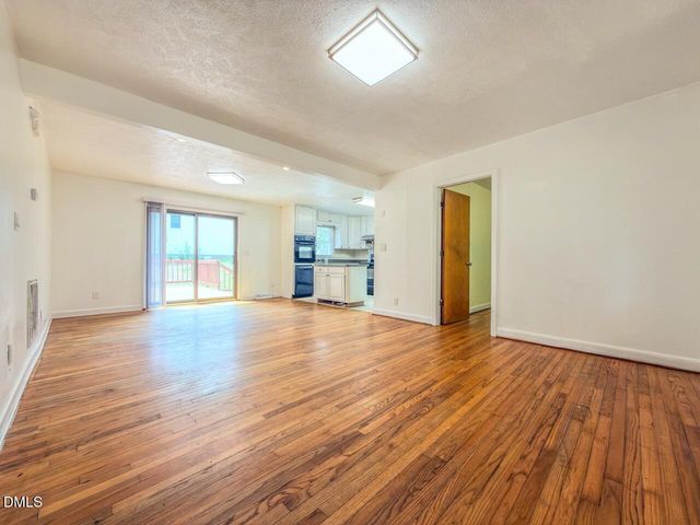 933 Greenwood Circle, Cary, NC 27511