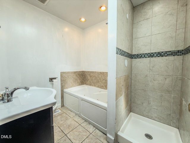933 Greenwood Circle, Cary, NC 27511